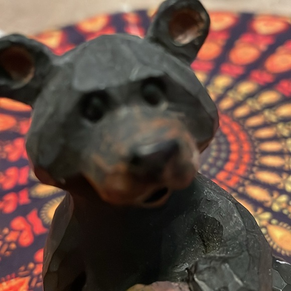 BLACK BEARS WITH BEE HIVES - Picture 8 of 11